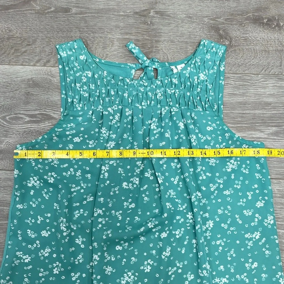 Elle Sleeveless Floral Blouse Back Keyhole Opening with Tie M - Picture 8 of 15